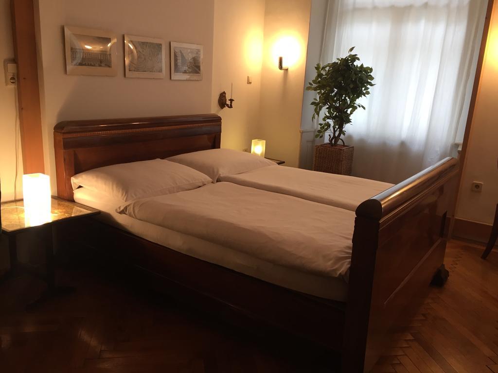 Apartment Altwien מראה חיצוני תמונה